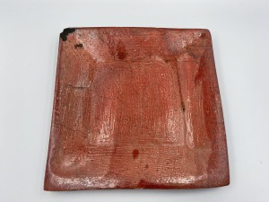 Talerz kwadrat 20 cm.  Red raku. 