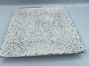 Talerz kwadrat 25 cm. Chabrowy deszcz.
