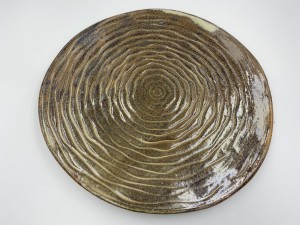 Patera spiralna 31 cm.  Brązowy beż.